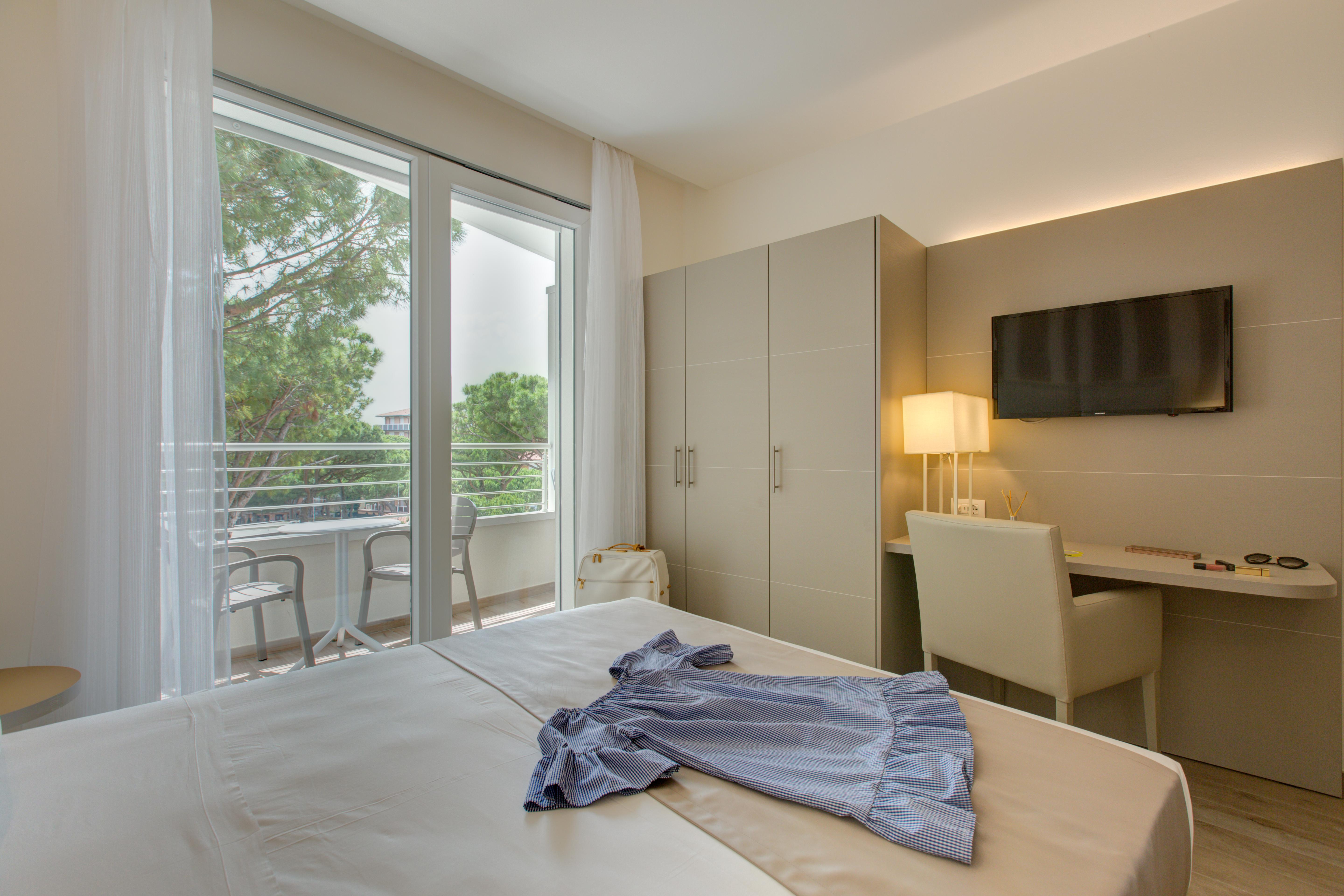 מילאנו מריטימה Hotel Luxor מראה חיצוני תמונה
