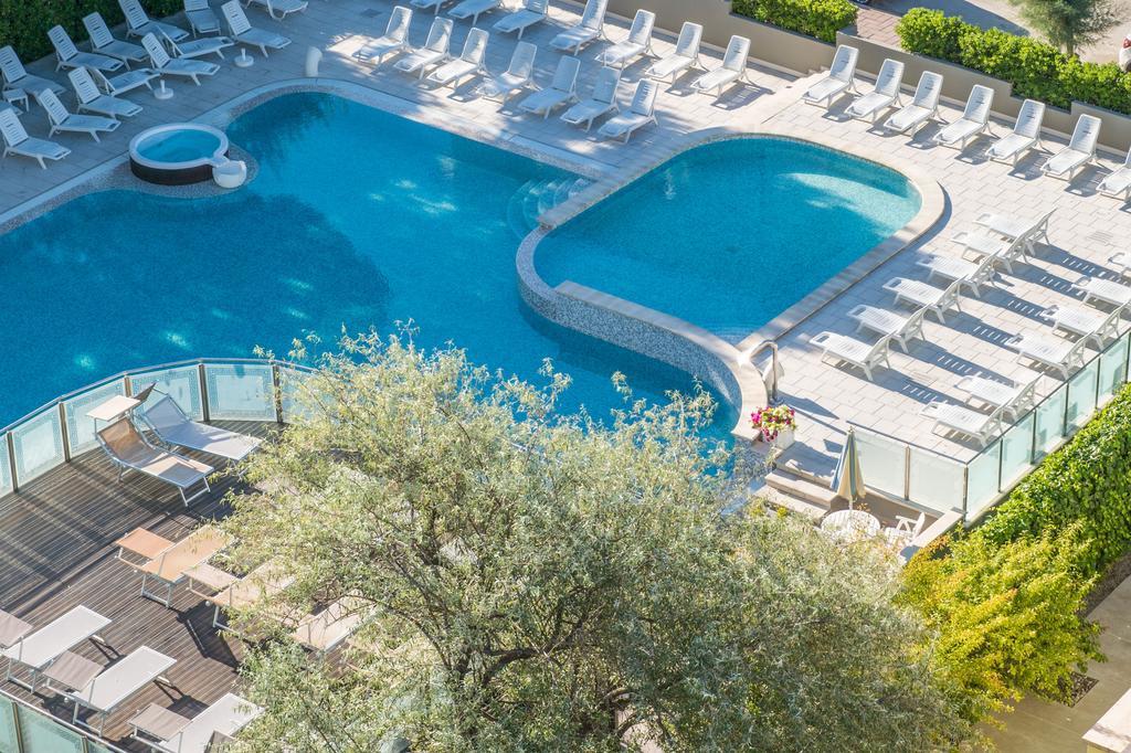 מילאנו מריטימה Hotel Luxor מראה חיצוני תמונה