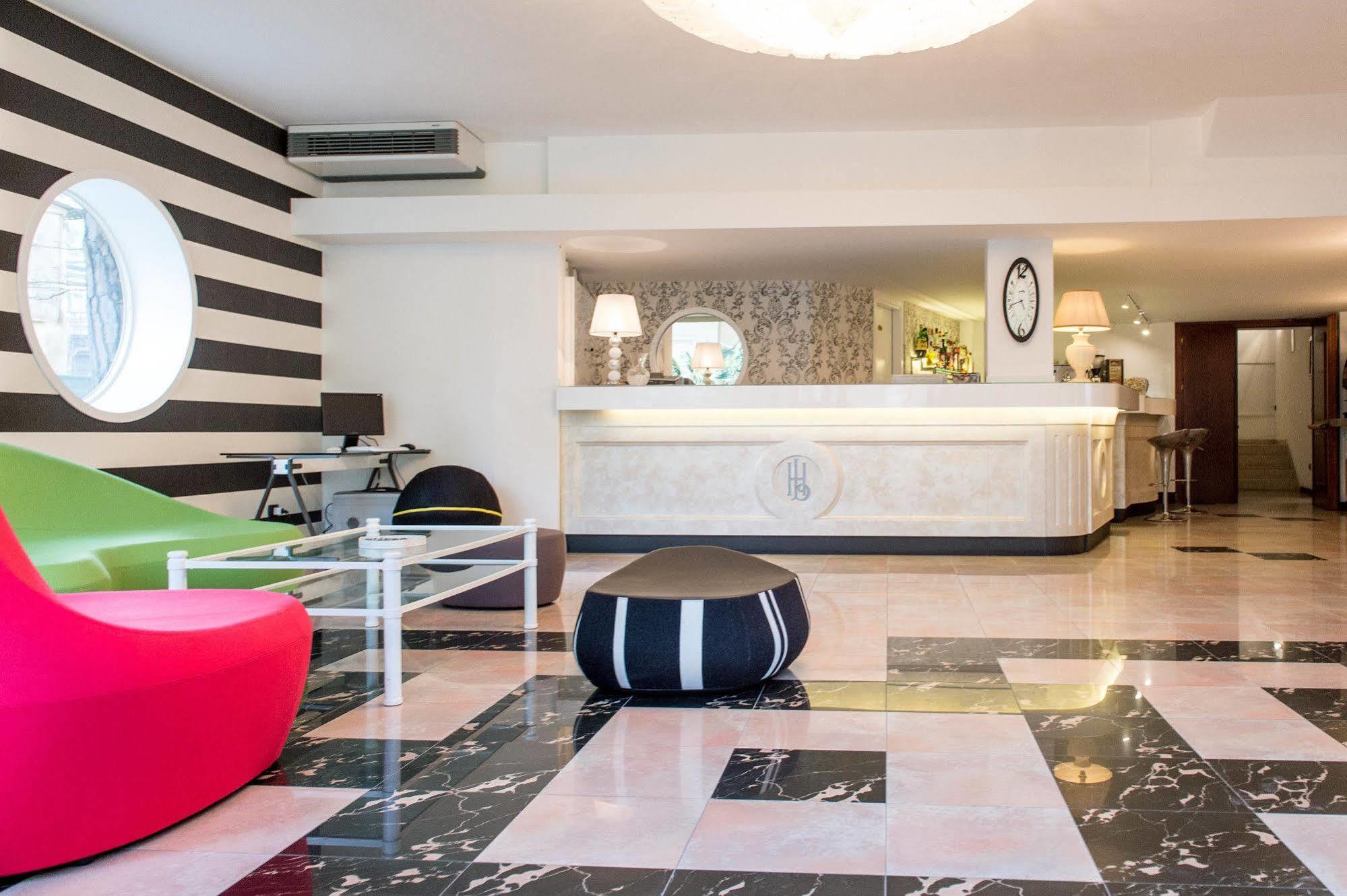 מילאנו מריטימה Hotel Luxor מראה חיצוני תמונה